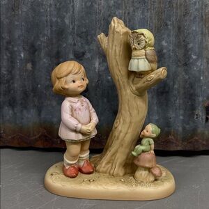 Vintage Enesco Memories of Yesterday "I'm Always Looking Out For You" figurine
